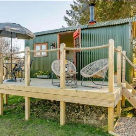 Vila Pooks Rest Hurst Green  Exteriér fotografie